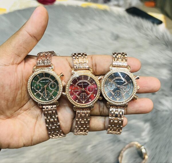 Micheal Kors Analogue Chain Watch (P582)