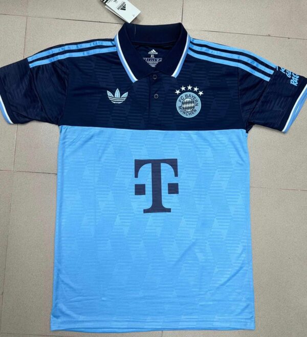 Beyern Munich Away Half (P-909) - Image 2