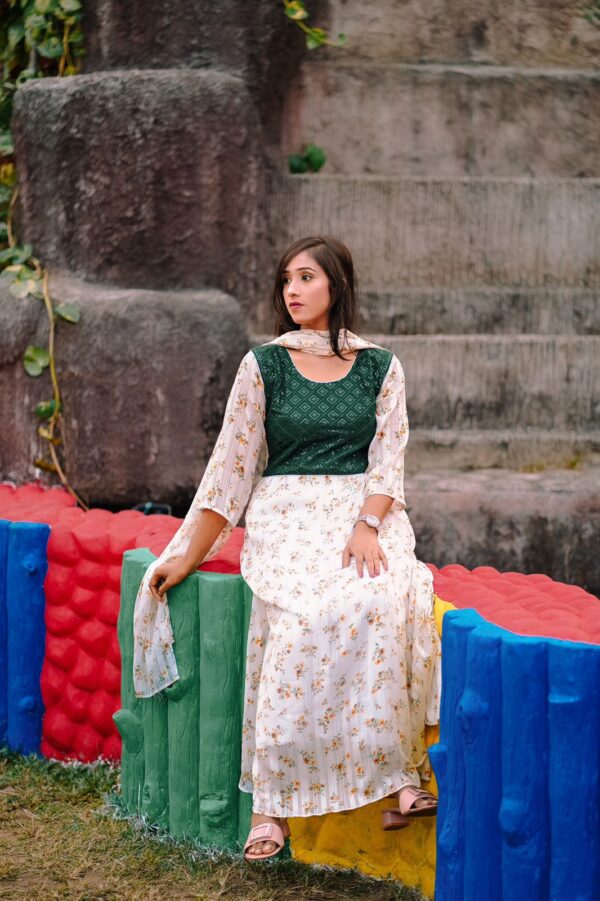 Floral Gown White (P-1079)